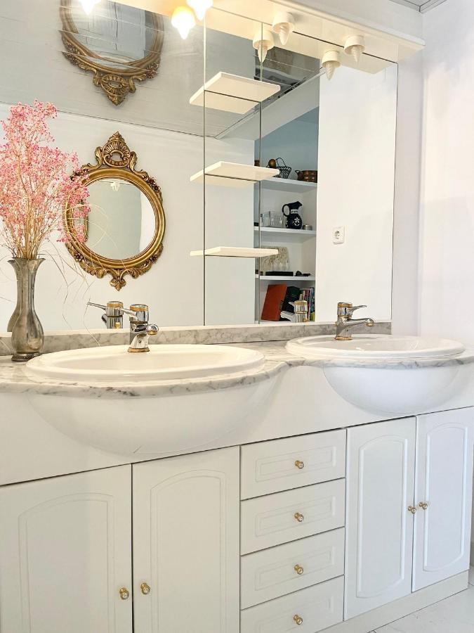 Luxury Family Apartment In Roses Eksteriør bilde