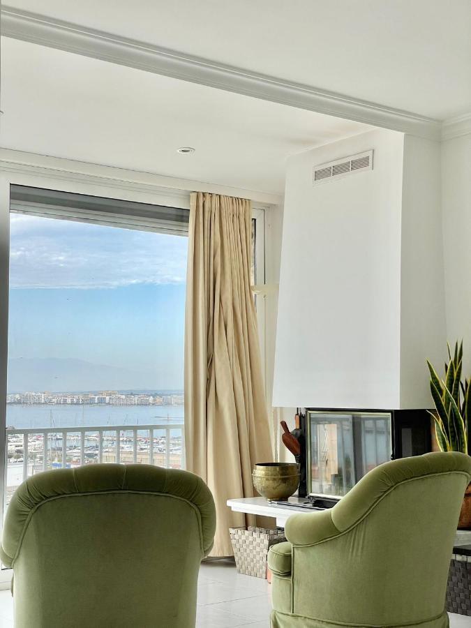 Luxury Family Apartment In Roses Eksteriør bilde
